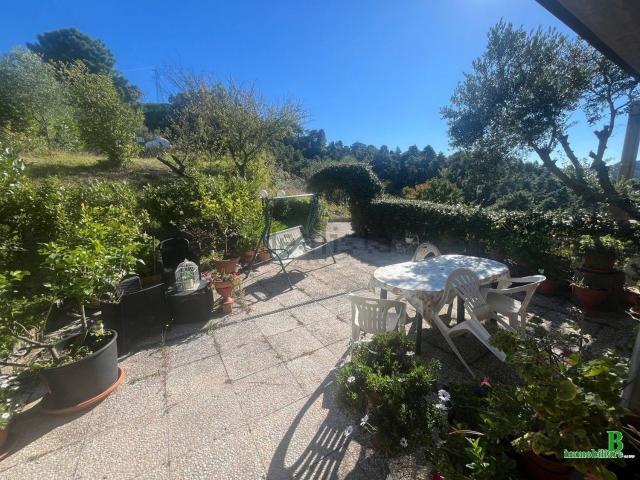 Villetta indipendente in vendita di 180 m²