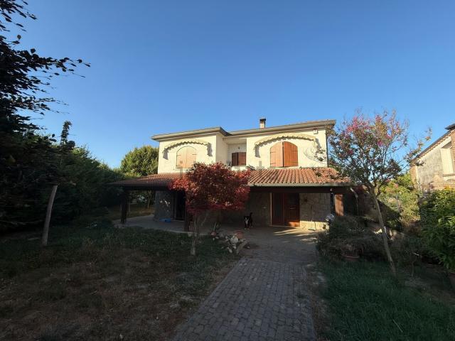 Villetta indipendente in vendita di 180 m² in Via Concilio Vaticano II, 110