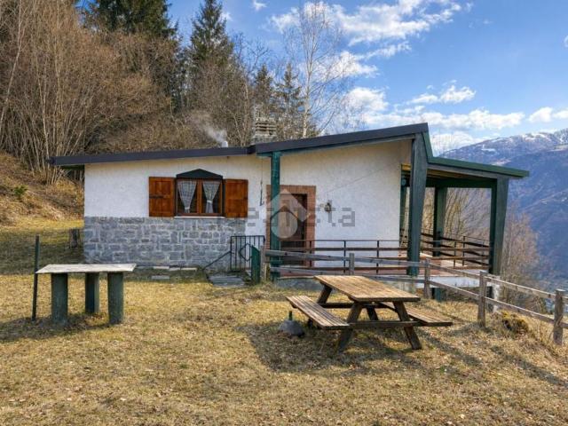Villetta indipendente in vendita di 180 m² in Via Canali