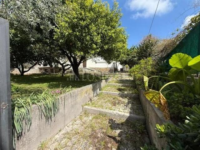 Villetta indipendente in vendita di 180 m² in Via Capua