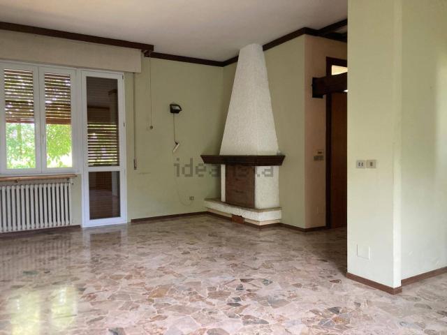 Villetta indipendente in vendita di 180 m² in Via Carlo Collodi