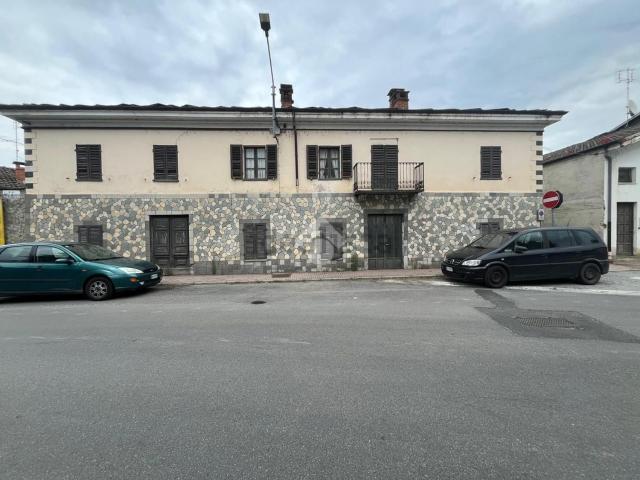 Villetta indipendente in vendita di 180 m² in Via Carlo Alberto, 5