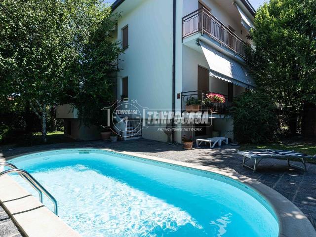 Villetta indipendente in vendita di 180 m² in Via Carlo Porta, 3