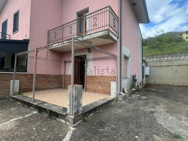Villetta indipendente in vendita di 180 m² in Via Casale Bosco