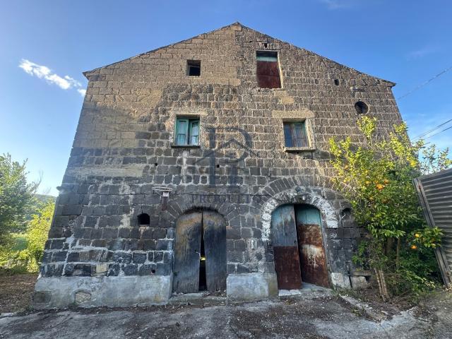 Villetta indipendente in vendita di 180 m² in Via Castello