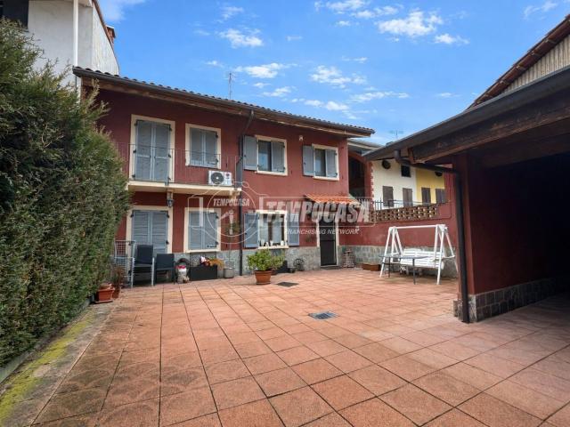 Villetta indipendente in vendita di 180 m² in Via Crescentino