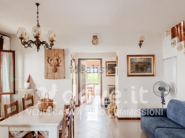 Villetta indipendente in vendita di 180 m² in Via Alcide de Gasperi