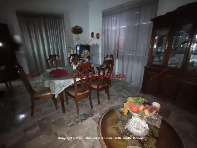 Villetta indipendente in vendita di 180 m² in Via Armando Diaz, 62