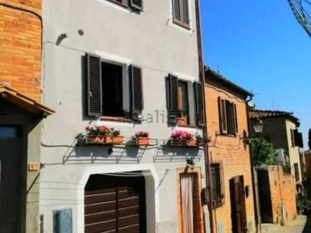 Villetta indipendente in vendita di 180 m² in Via Baldassarre Peruzzi