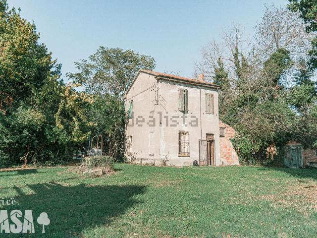 Villetta indipendente in vendita di 180 m² in Via Becchi Tognini Est