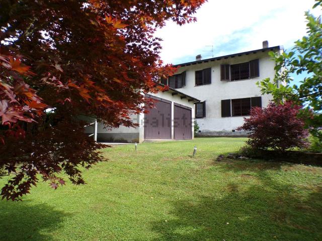 Villetta indipendente in vendita di 180 m² in Via Giuseppe Garibaldi