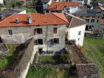 Villetta indipendente in vendita di 180 m² in Via Giuseppe Verdi, 8