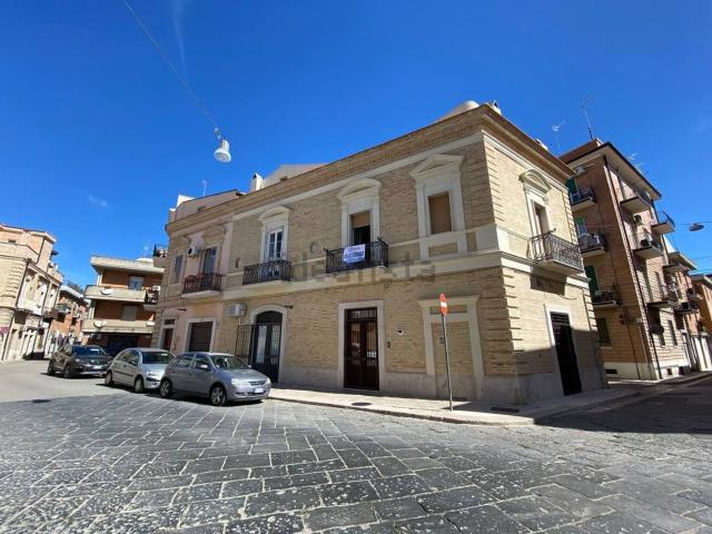 Villetta indipendente in vendita di 180 m² in Via Giacomo Pazienza