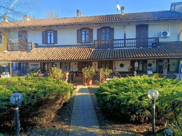 Villetta indipendente in vendita di 180 m² in Via Gioacchino Deambrogio, 27