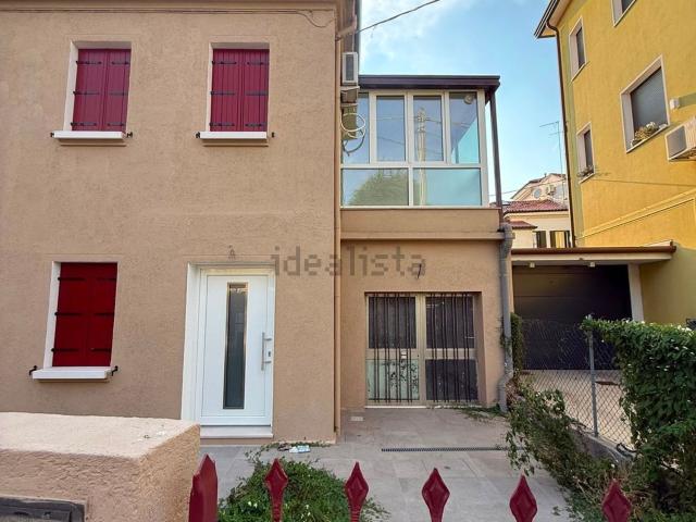 Villetta indipendente in vendita di 180 m² in Via Giovanni Battista Tiepolo, 15
