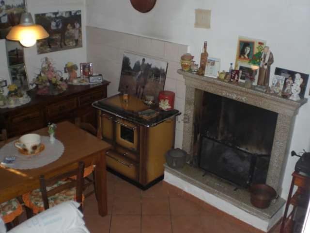 Villetta indipendente in vendita di 180 m² in Via del Castello
