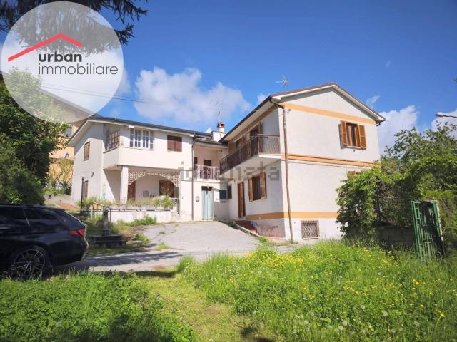 Villetta indipendente in vendita di 180 m² in Via della Codacchia