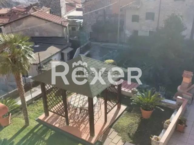 Villetta indipendente in vendita di 180 m² in Via della Fontana