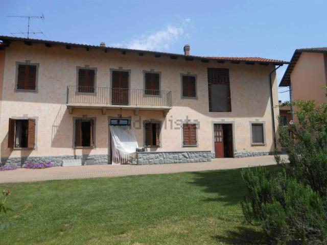 Villetta indipendente in vendita di 180 m² in Via della Vittoria