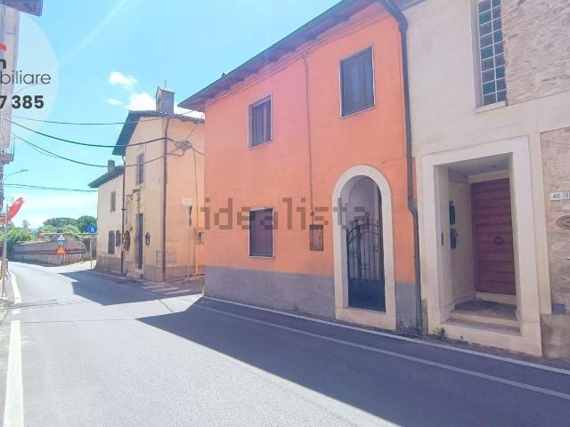 Villetta indipendente in vendita di 180 m² in Via Duca Degli Abruzzi, 45