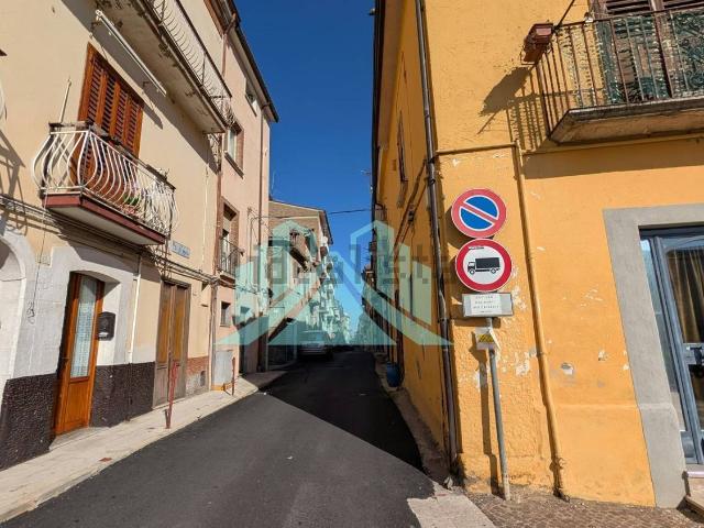 Villetta indipendente in vendita di 180 m² in Via Eduardo De Filippo, 6