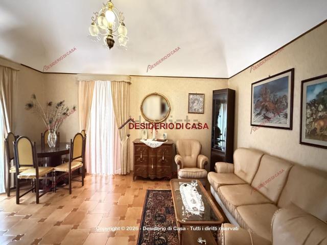Villetta indipendente in vendita di 180 m² in Via Franchi, 23