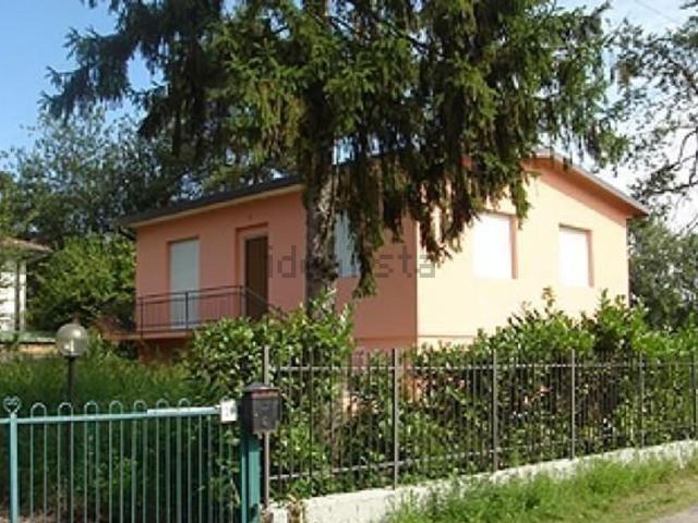 Villetta indipendente in vendita di 180 m² in Via Lago, 31