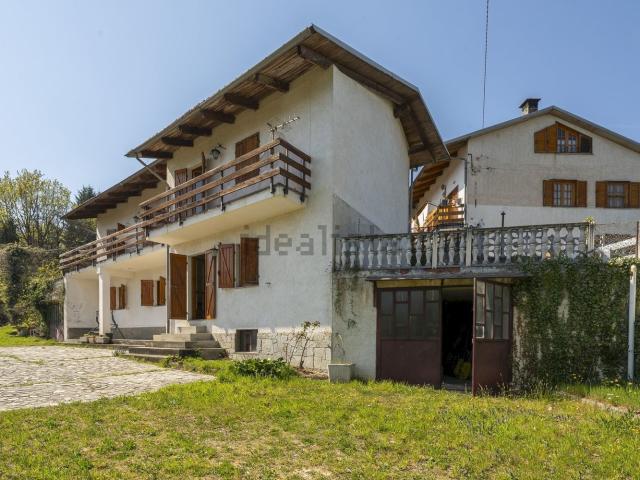 Villetta indipendente in vendita di 180 m² in Via Momeano, 19