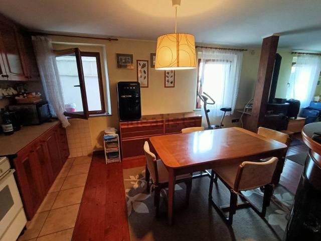 Villetta indipendente in vendita di 180 m² in Via Montello, 22