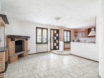 Villetta indipendente in vendita di 180 m² in Via Morandi Gilli