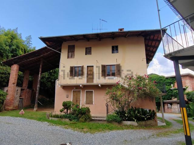 Villetta indipendente in vendita di 180 m² in Via Morello