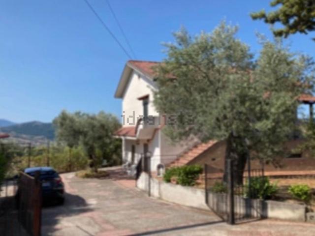 Villetta indipendente in vendita di 180 m² in Via Madonna dell&apos Ulivo, 7