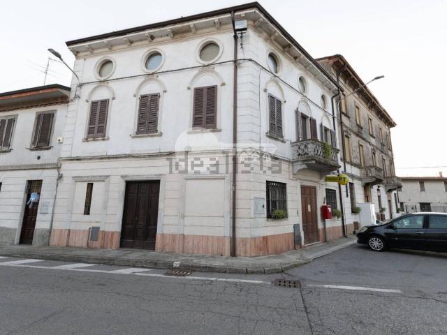 Villetta indipendente in vendita di 180 m² in Via San Pietro, 1