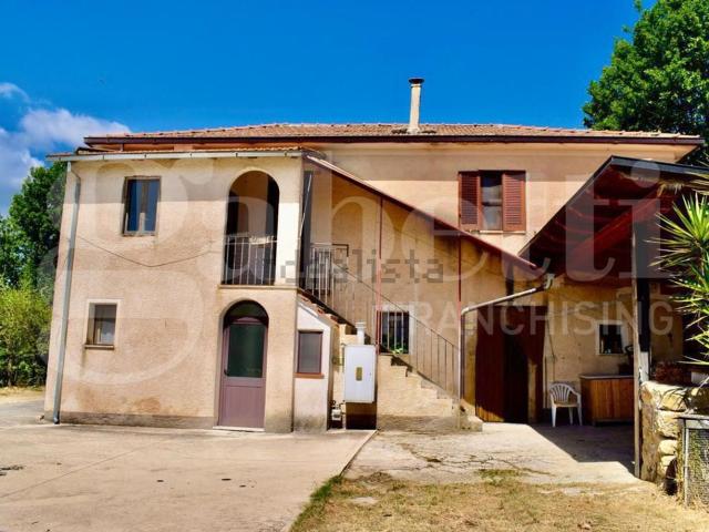 Villetta indipendente in vendita di 180 m² in Via San Rocco Colle Buono, 20