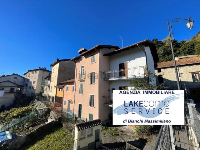 Villetta indipendente in vendita di 180 m² in Via San Rocco, 10
