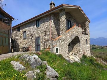 Villetta indipendente in vendita di 180 m² in Via Scoccilli, 22