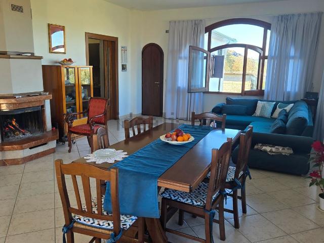 Villetta indipendente in vendita di 180 m² in Via Seude, 10