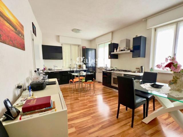 Villetta indipendente in vendita di 180 m² in Via Sebastiani, 9