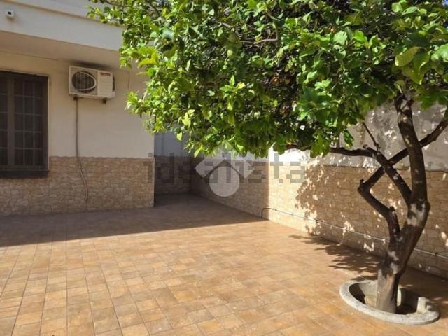 Villetta indipendente in vendita di 180 m² in Via Silviio Pellico, 4