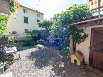 Villetta indipendente in vendita di 180 m² in Via Po, 42