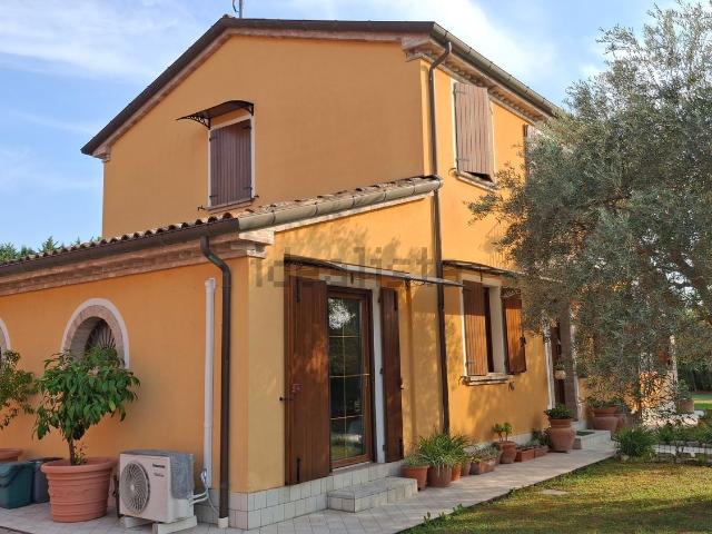 Villetta indipendente in vendita di 180 m² in Via Ponte, 41