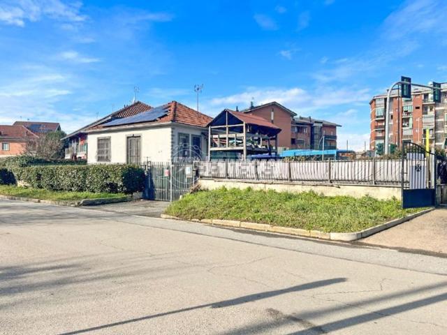 Villetta indipendente in vendita di 180 m² in Via Torino, 35