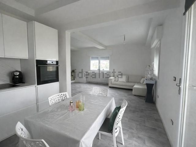 Villetta indipendente in vendita di 180 m² in Via Terranova
