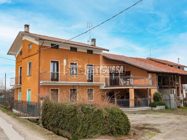 Villetta indipendente in vendita di 180 m² in Via Trucchi, 55