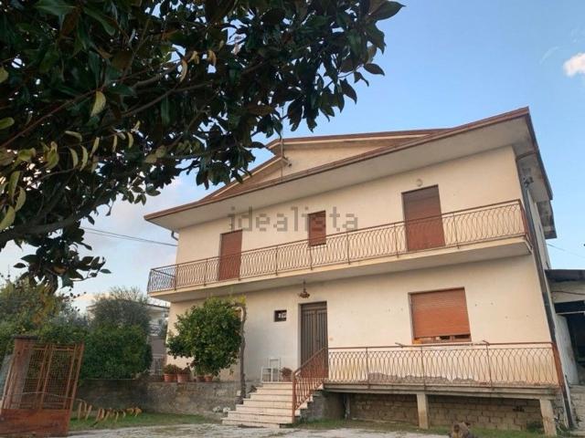 Villetta indipendente in vendita di 180 m² in Via Vaglie