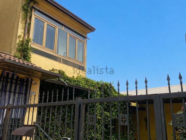 Villetta indipendente in vendita di 180 m² in Via XXIV Aprile