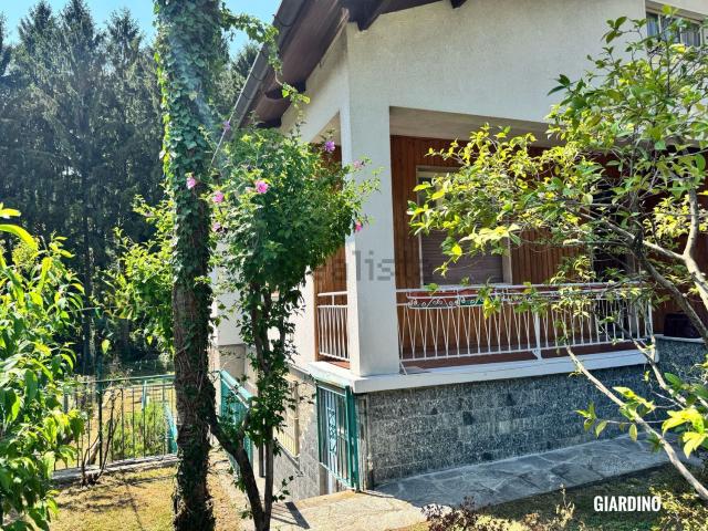 Case e ville in vendita di 180 m² in Viale dei Tigli