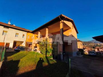 Villetta indipendente in vendita di 180 m² in Vicolo baccoli, 8