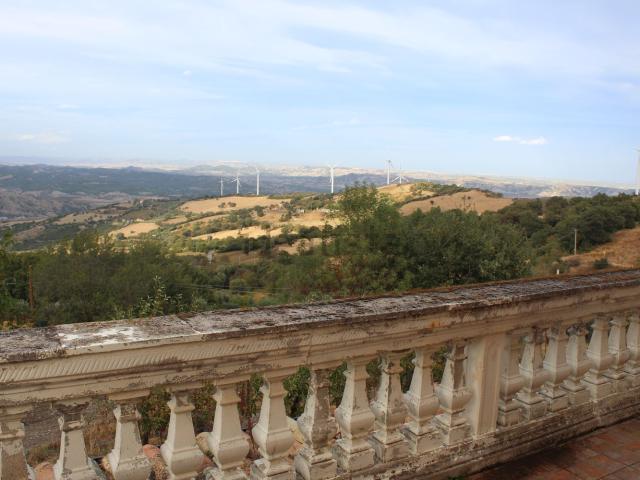 Villetta indipendente in vendita di 180 m² in Contrada Castagna