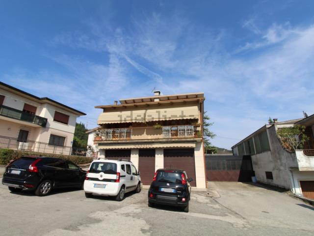 Villetta indipendente in vendita di 180 m² in Contrada Pederiva